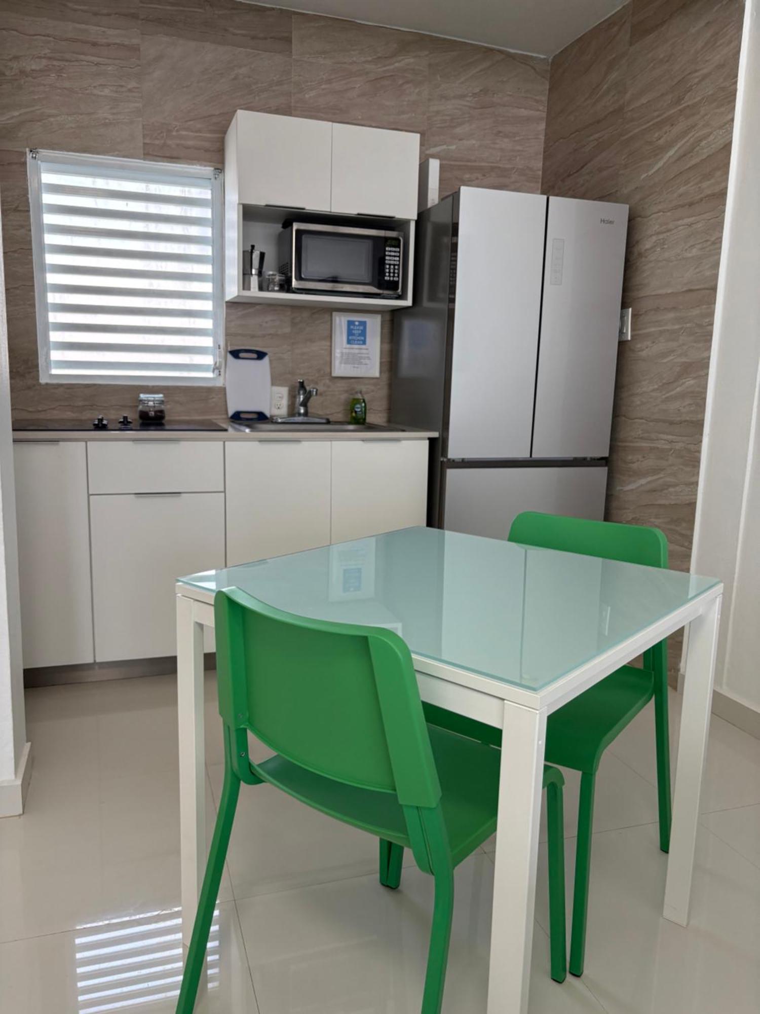 Posada Centric Studio Isla Verde San Juan Exterior photo